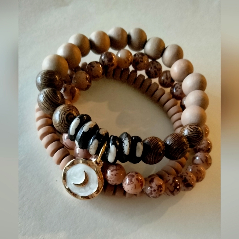 Ethnic Style Beaded Bracelet. Handmade.